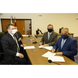 Prefeito, vice-prefeito e vereadores de Balsa Nova tomam posse